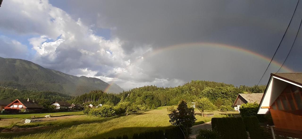 Apartmaji Mojca Križe Buitenkant foto