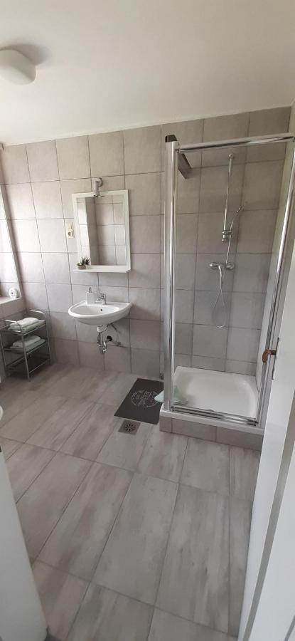 Apartmaji Mojca Pension Križe Buitenkant foto