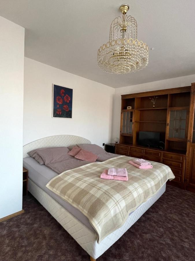 Apartmaji Mojca Pension Križe Buitenkant foto