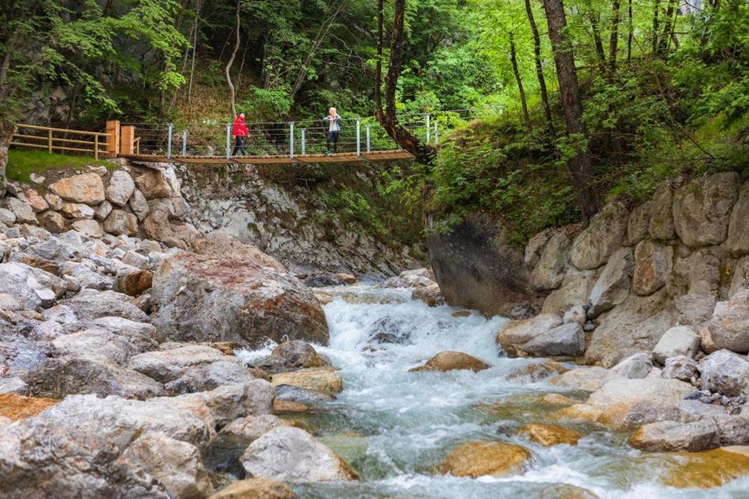 Apartmaji Mojca Pension Križe Buitenkant foto