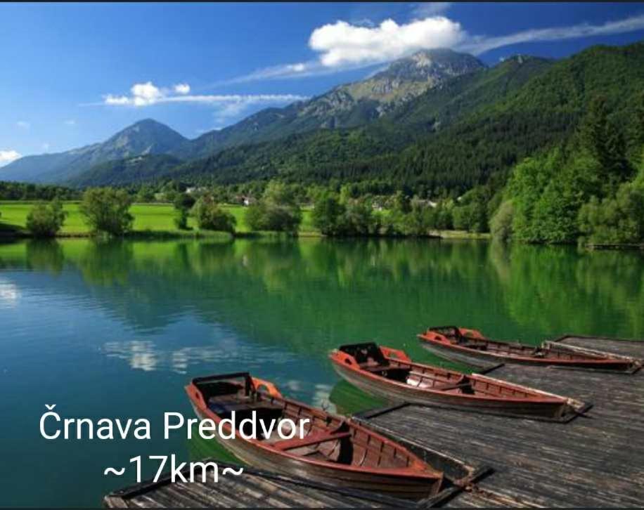 Apartmaji Mojca Pension Križe Buitenkant foto